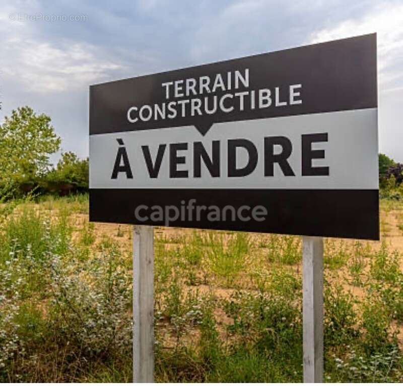 Terrain à ORMESSON-SUR-MARNE