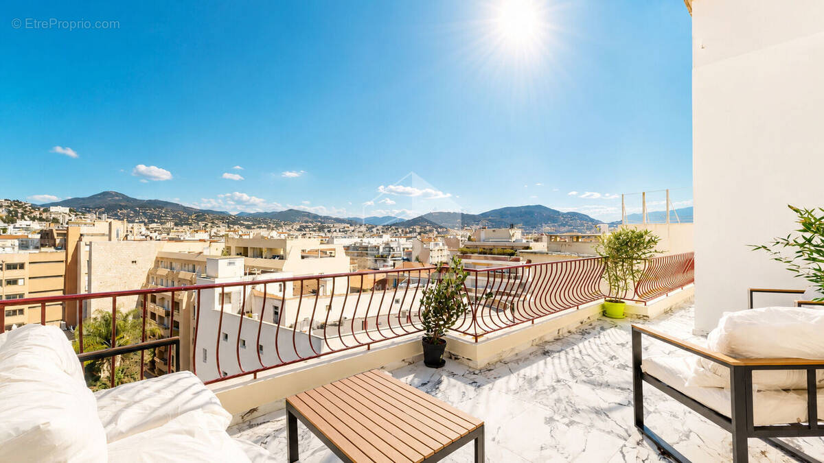 Appartement à NICE