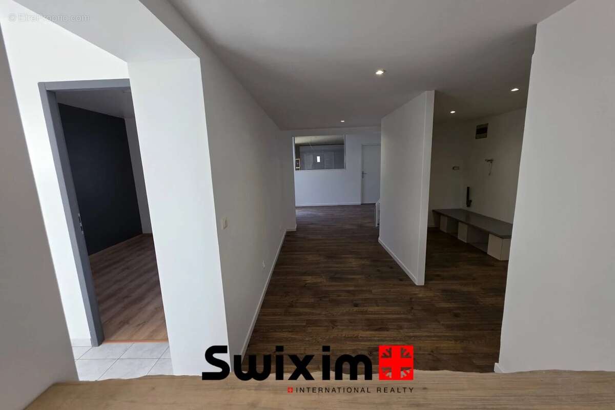 Maison à SAINT-SEURIN-DE-CADOURNE