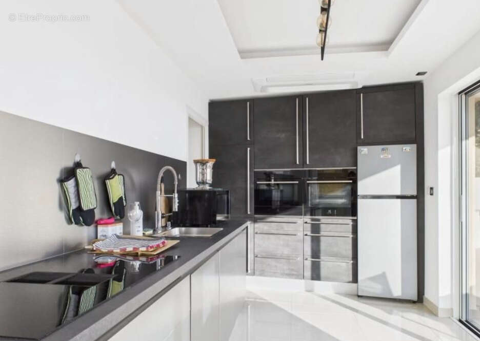 Appartement à MARSEILLE-7E
