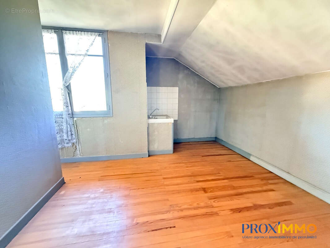 Maison 112 m² à Voiron  - photo 8
