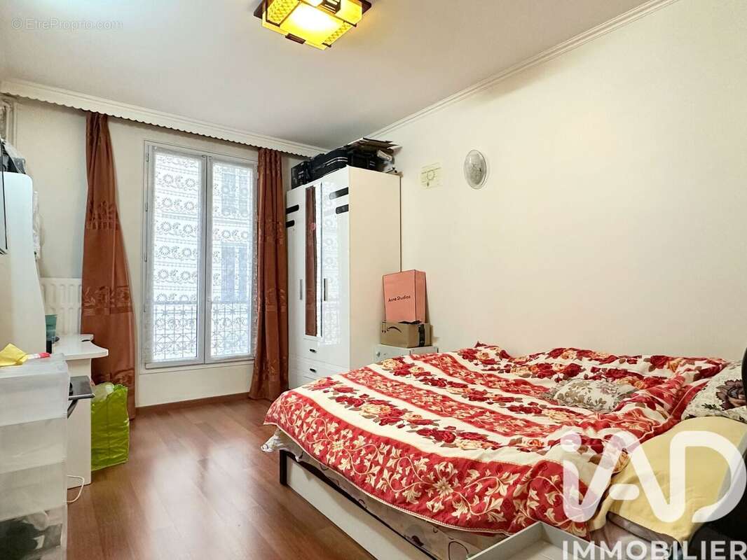Photo 3 - Appartement à PARIS-18E
