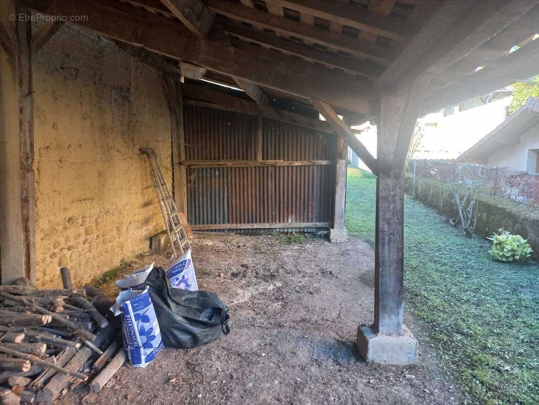 Maison à TRIE-SUR-BAISE