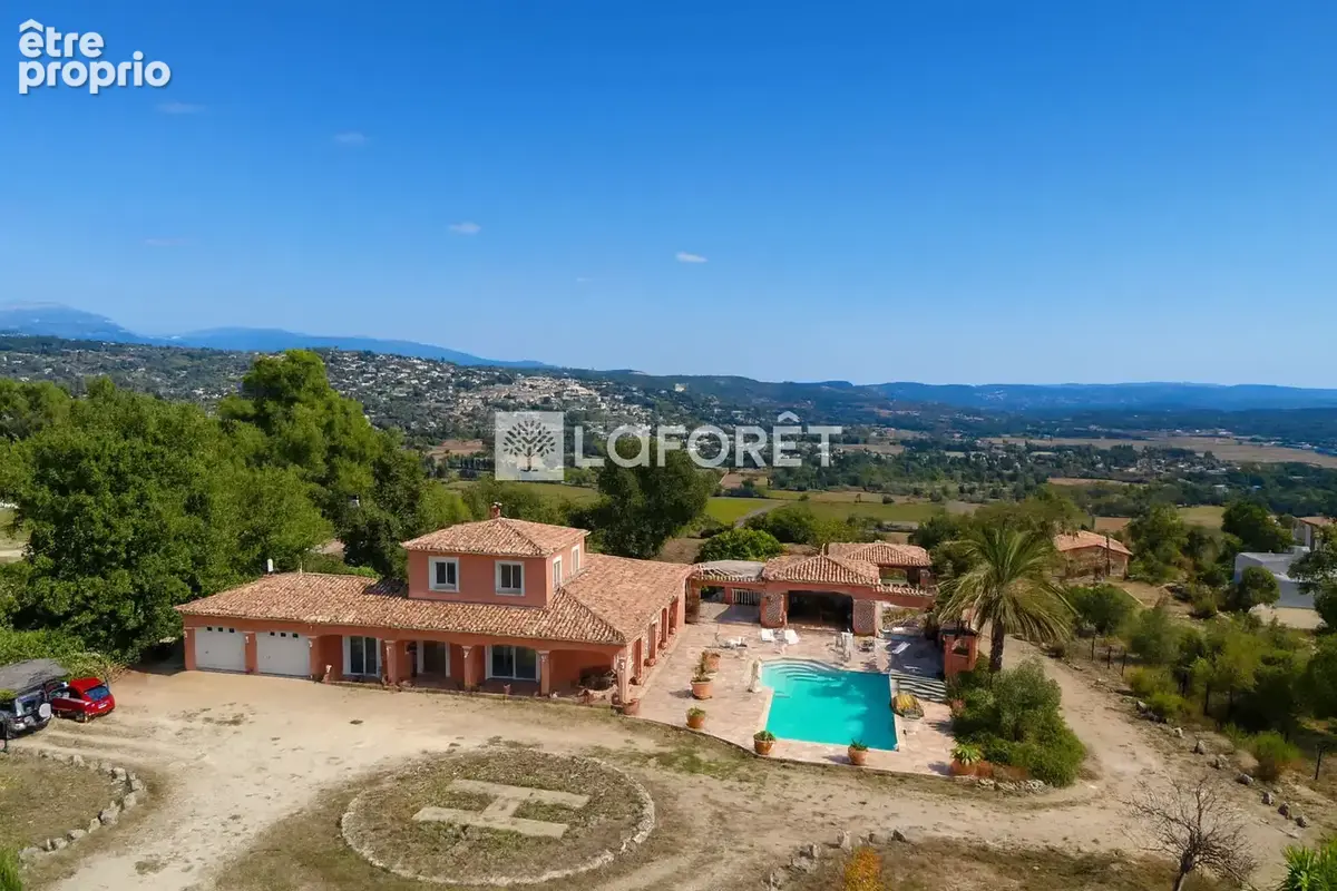 Propriété provençale vue panoramique Piscine balnéo et Helisurface - photo 2