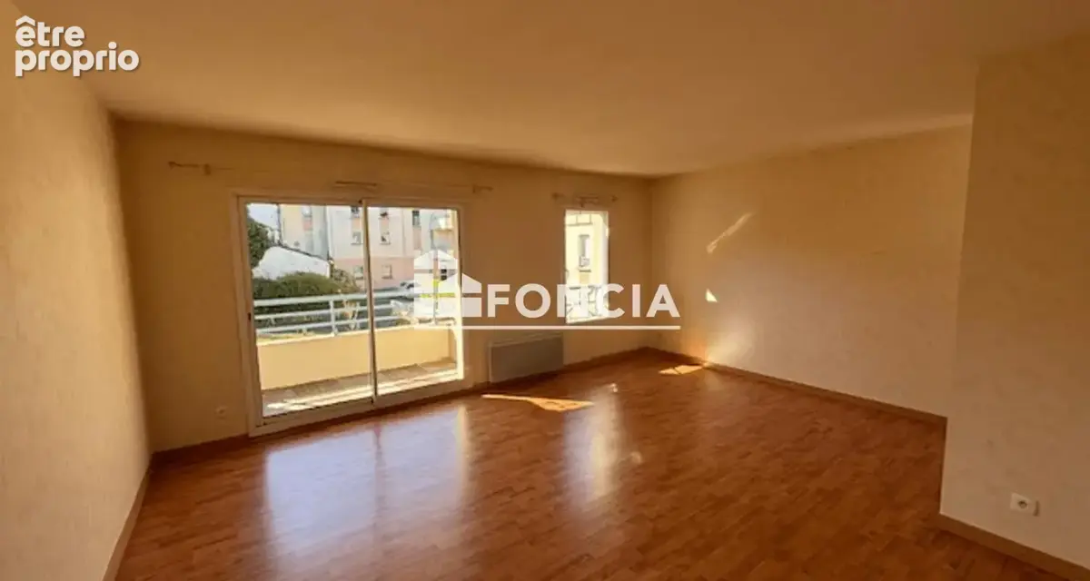 Fouesnant - Hypercentre - A Vendre - Appartement T3 de 74 m2 - Balcon - Ascenseur - Garage + Cave - photo 1