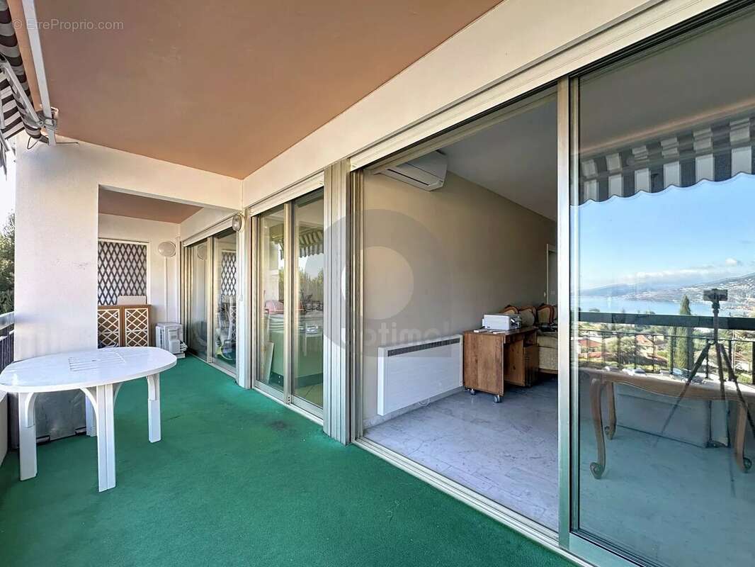 Appartement à ROQUEBRUNE-CAP-MARTIN