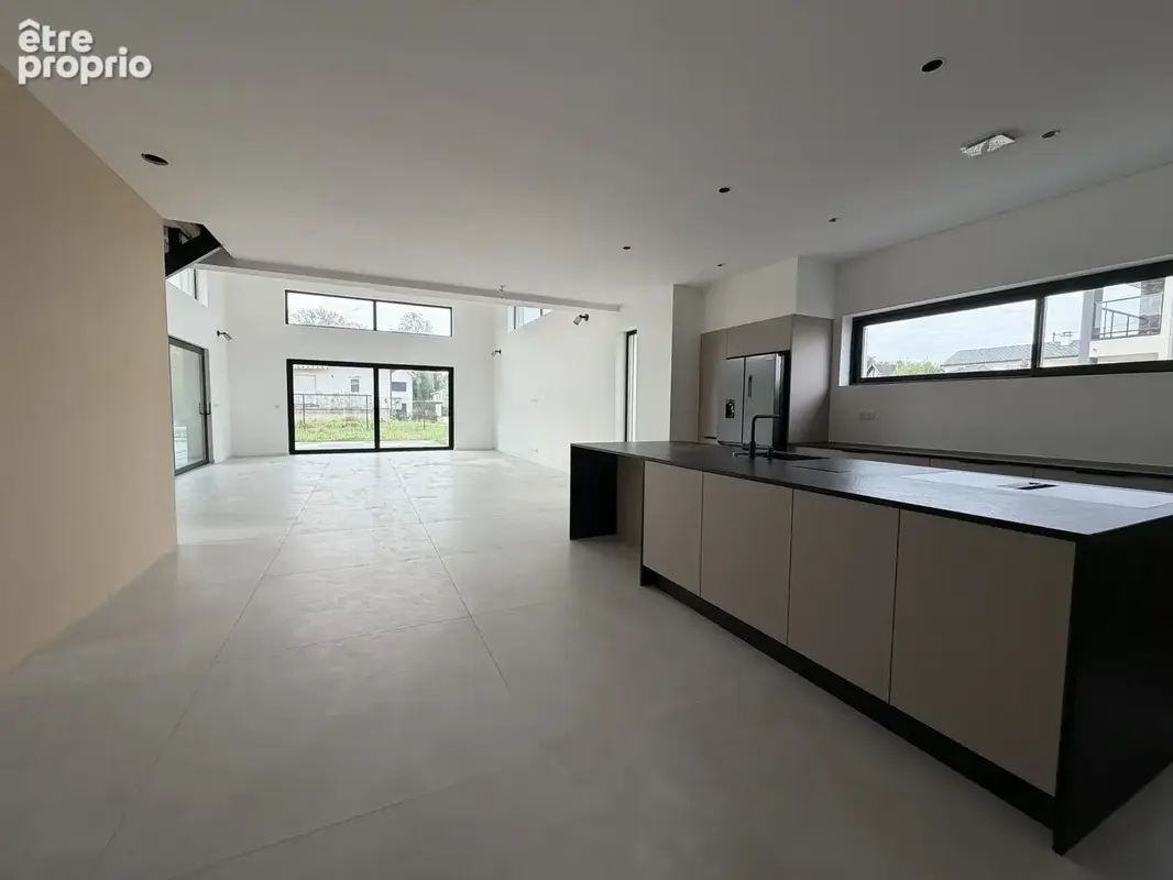 Maison 6 pièces 190 m² à vendre à Rosenau (68128) - photo 3