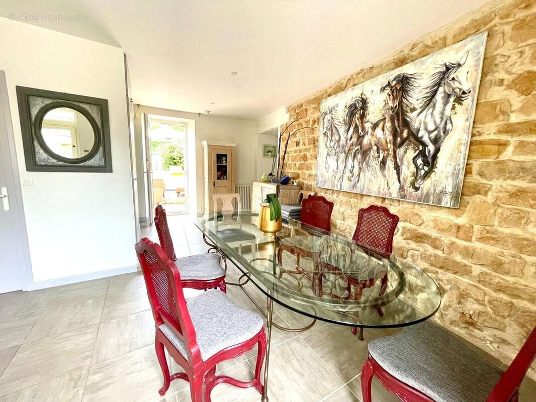 Maison à NOISY-SUR-ECOLE