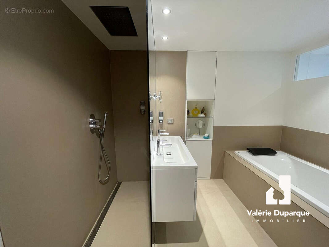 Appartement 77 m² à Marcq-En-Baroeul  - photo 2