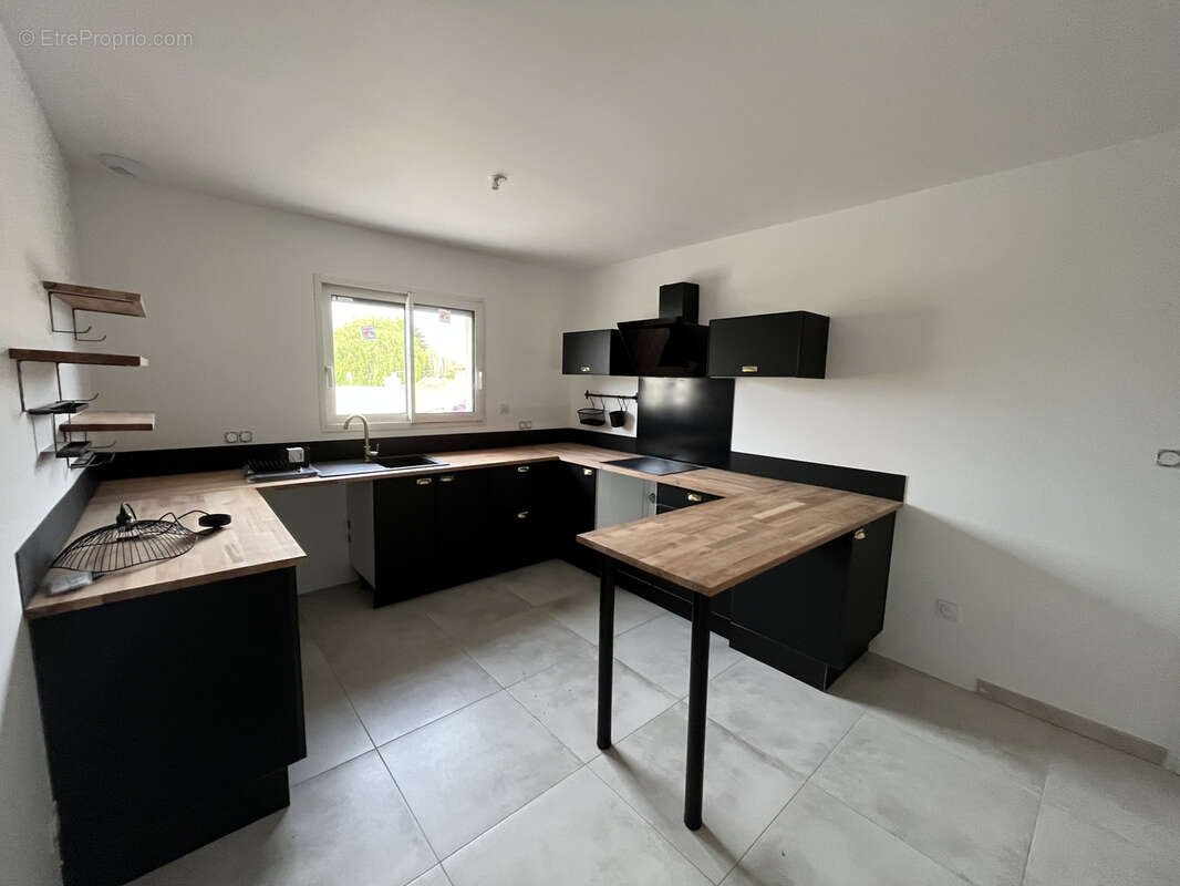 Maison à LA VILLE-DIEU-DU-TEMPLE