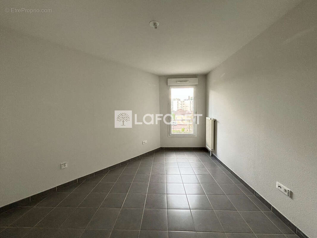 Appartement à MANTES-LA-VILLE