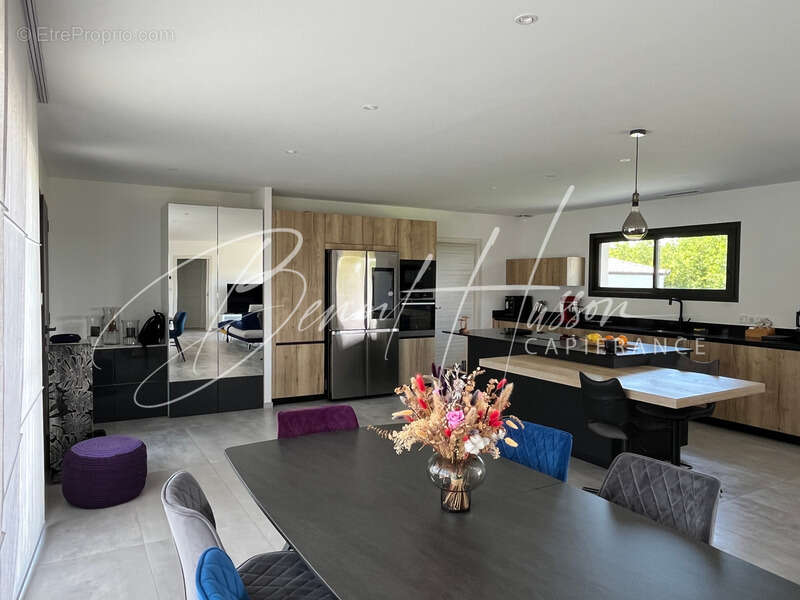 Maison de plain-pied de 157m² sur 1466m² de terrain - photo 7