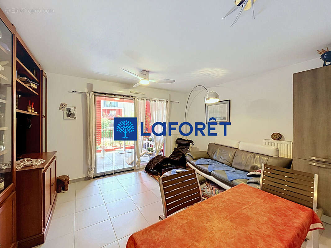 Appartement Hyères 3 pièces -  59 m² - photo 2