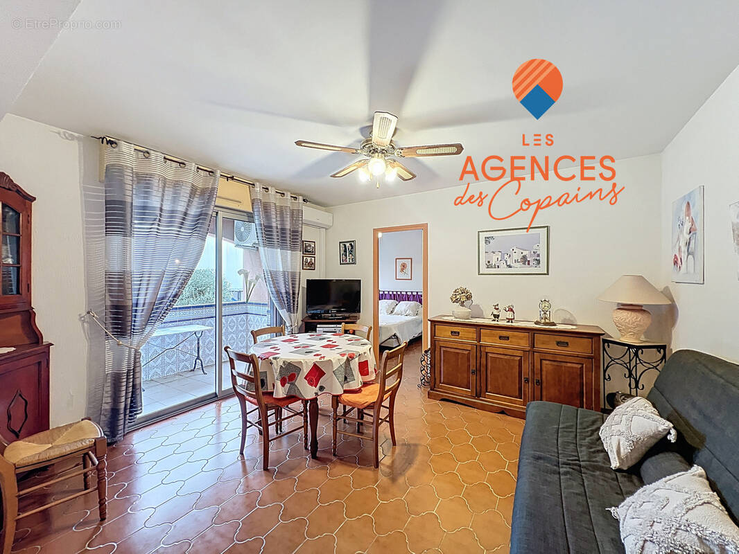Appartement à SIX-FOURS-LES-PLAGES