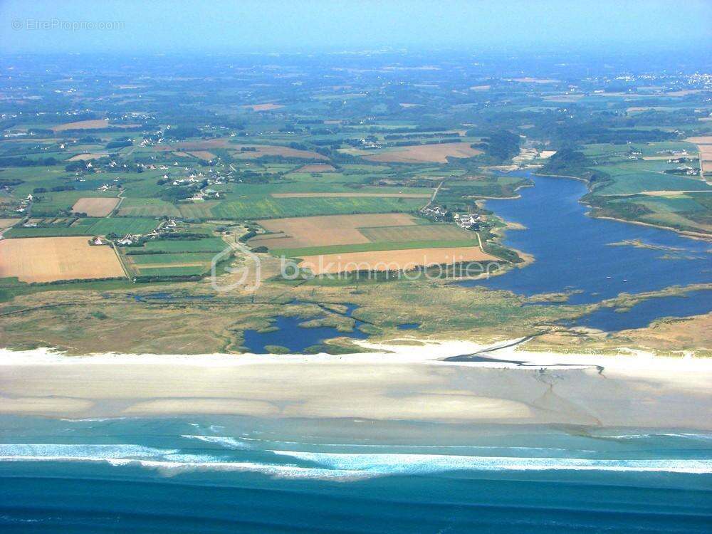 Terrain constructible – environ 1100 m² – TRÉOGAT (Finistere) - photo 2