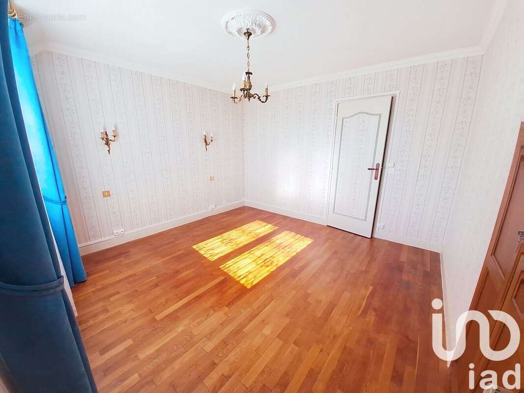 Photo 9 - Maison à CHATEAUROUX