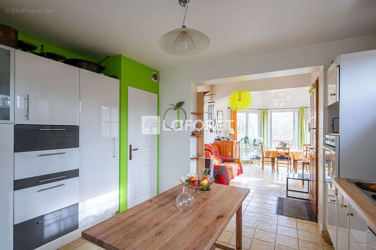 Maison à LA CELLE-SAINT-CLOUD