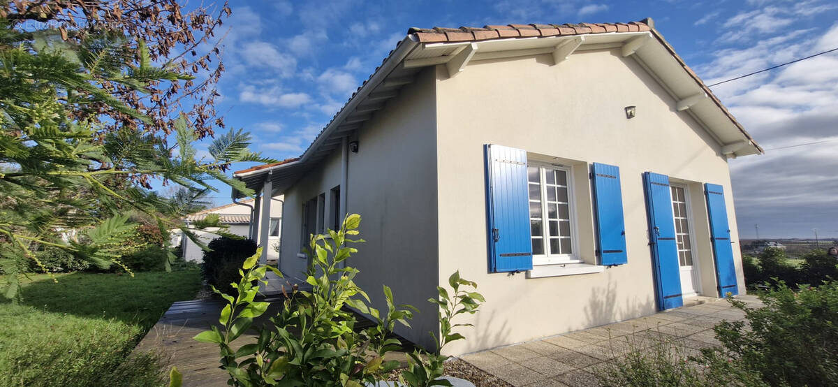 Maison à MORTAGNE-SUR-GIRONDE