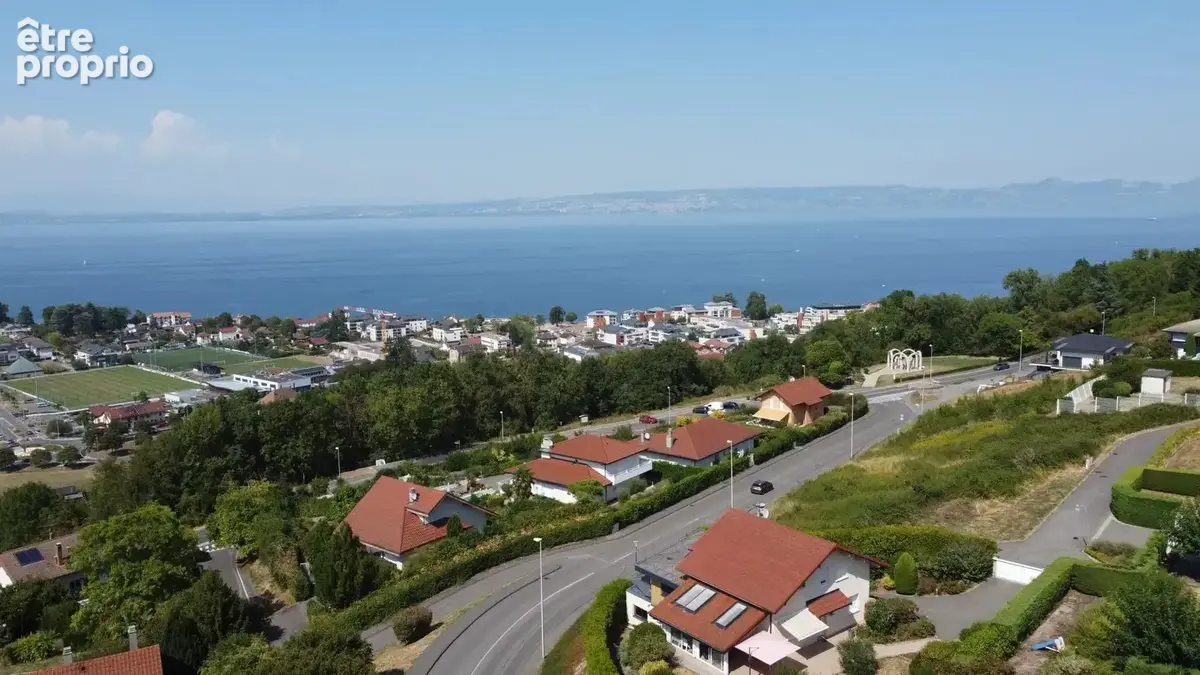 Spacieux penthouse T3 avec vue panoramique sur le lac. - photo 7