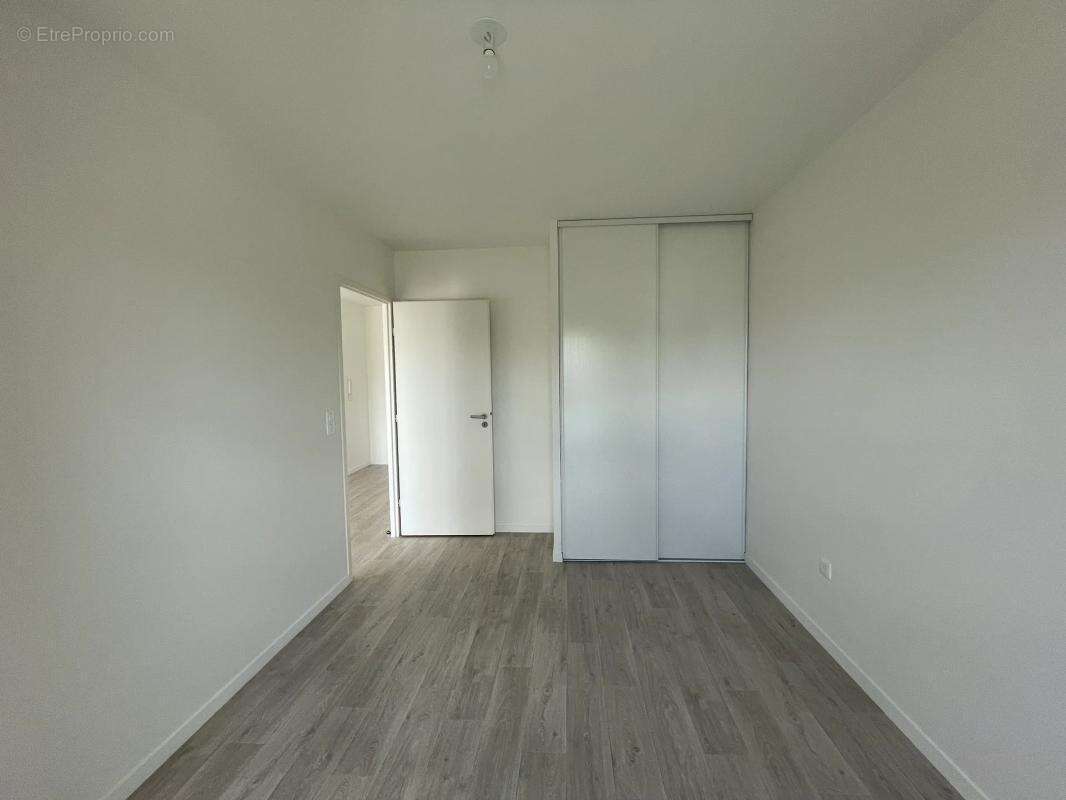 Appartement T2 neuf avec balcon et stationnement – Proche centre - photo 4
