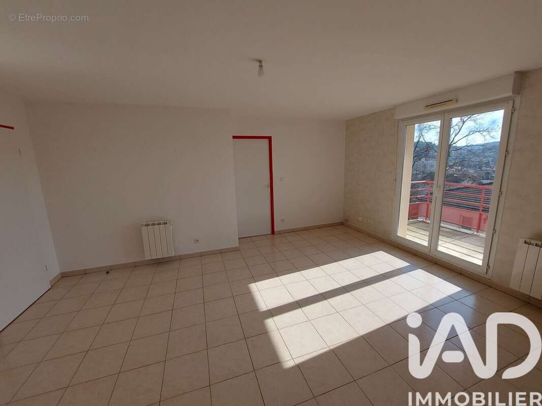 Photo 3 - Appartement à LONS-LE-SAUNIER