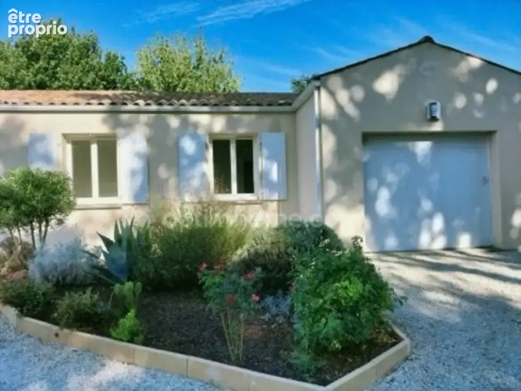 Maison à CORME-ROYAL