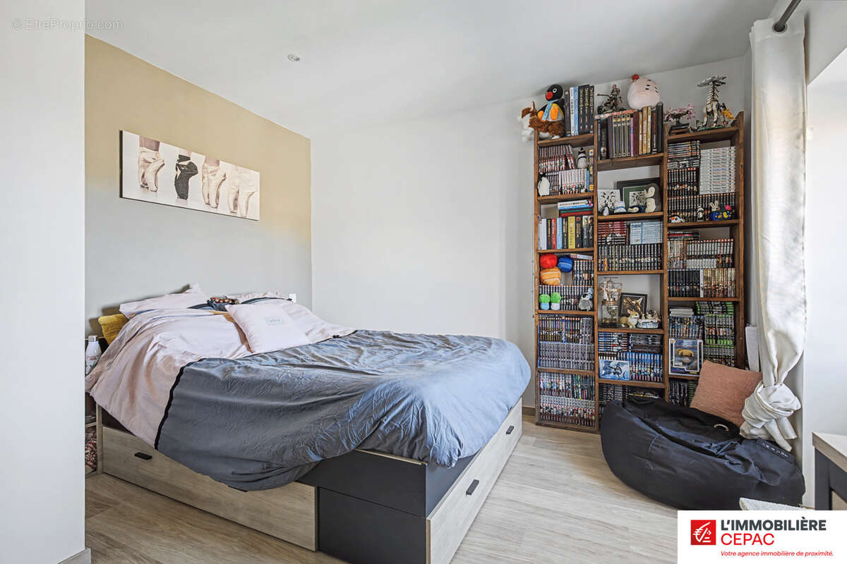 Appartement à PERTUIS