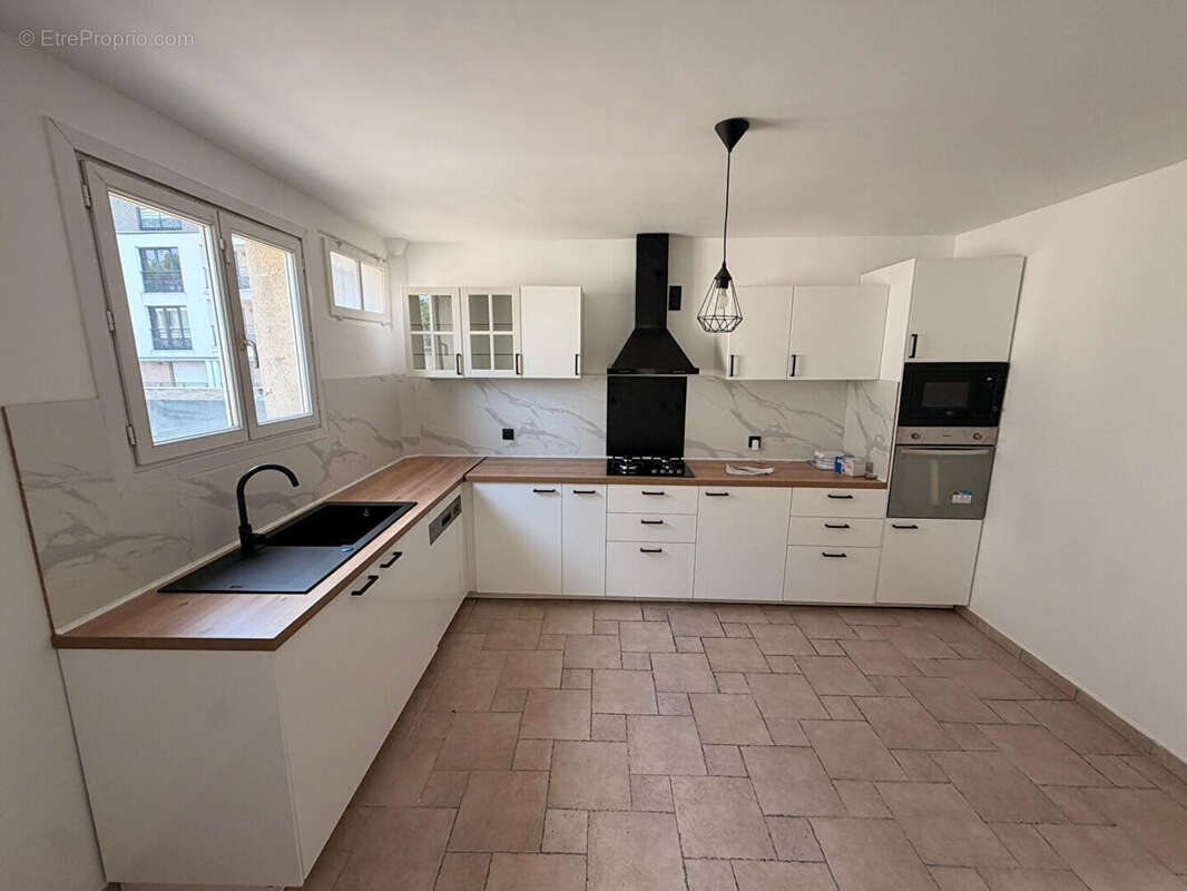 Maison à AULNAY-SOUS-BOIS