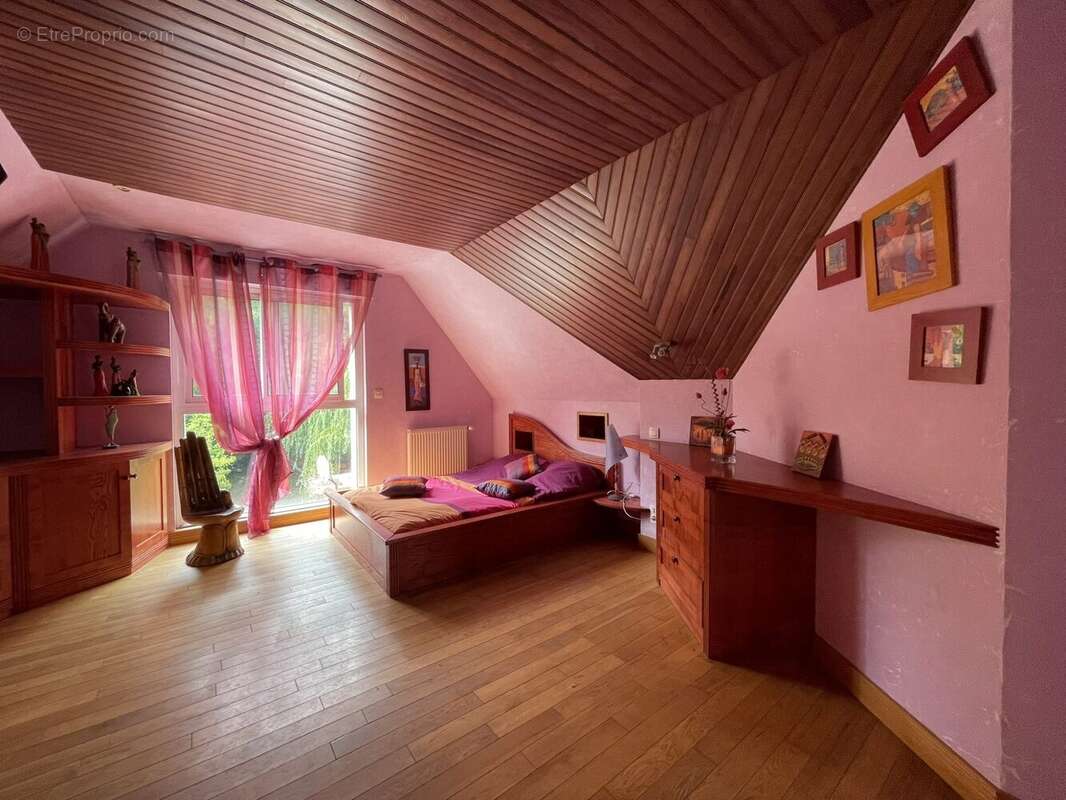 Maison 271 m² à Mayenne  - photo 7