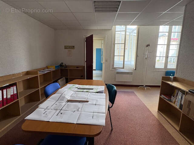 Commerce à ROCHEFORT