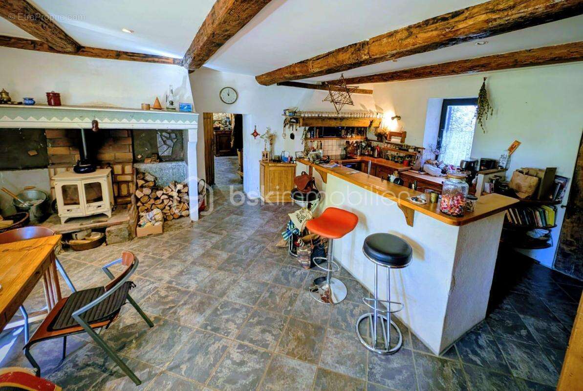 Maison à AUBUSSARGUES