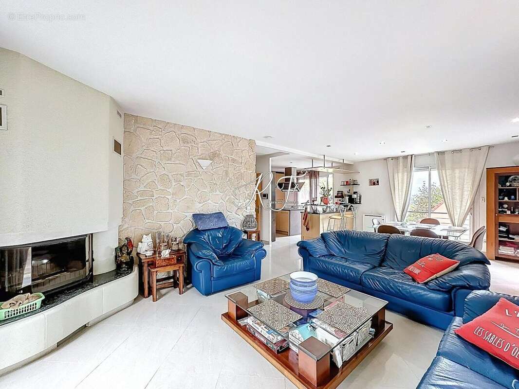 Photo 5 - Maison à JOUY-LE-MOUTIER