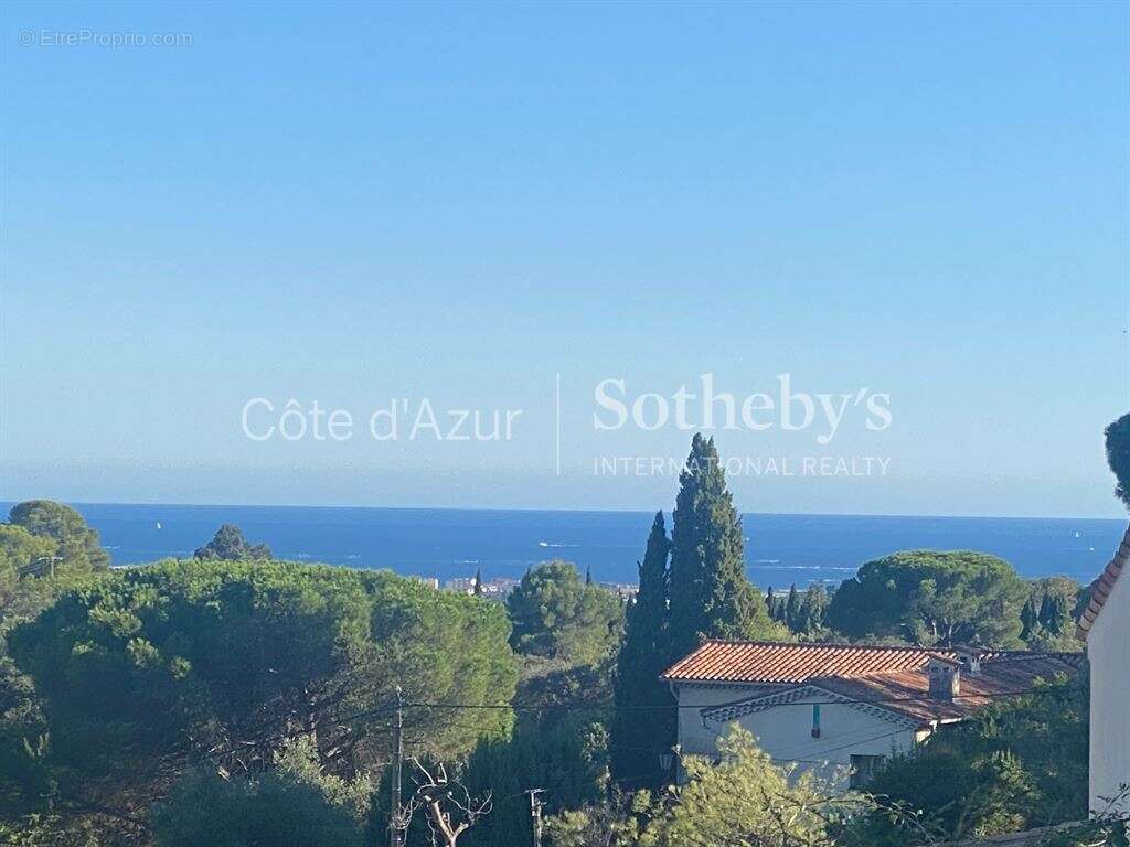 Villa d’exception avec vue mer, entièrement rénovée à La Roquette-sur-Siagne - photo 8