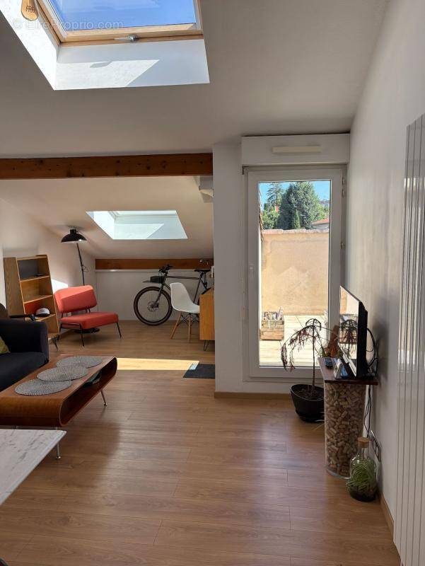 Appartement à QUINT-FONSEGRIVES