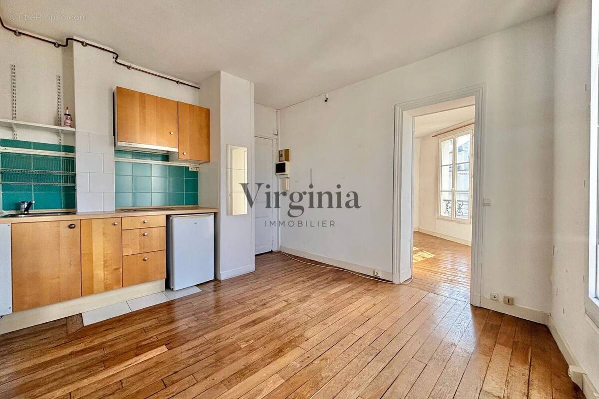 Appartement à CHARENTON-LE-PONT