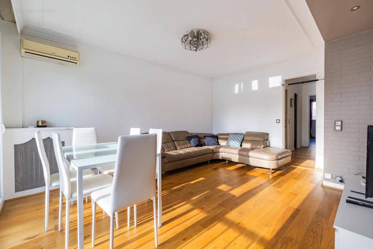 Appartement à SAINT-MAURICE