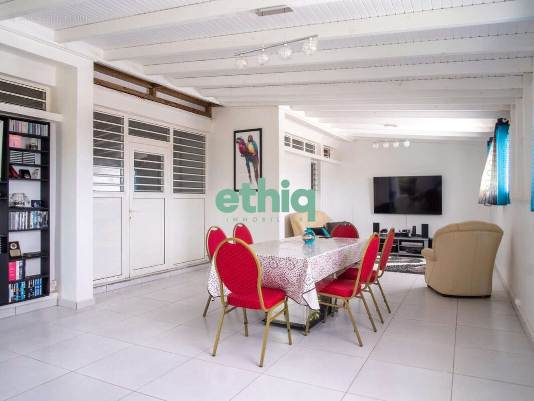 Maison à SAINT-FRANCOIS