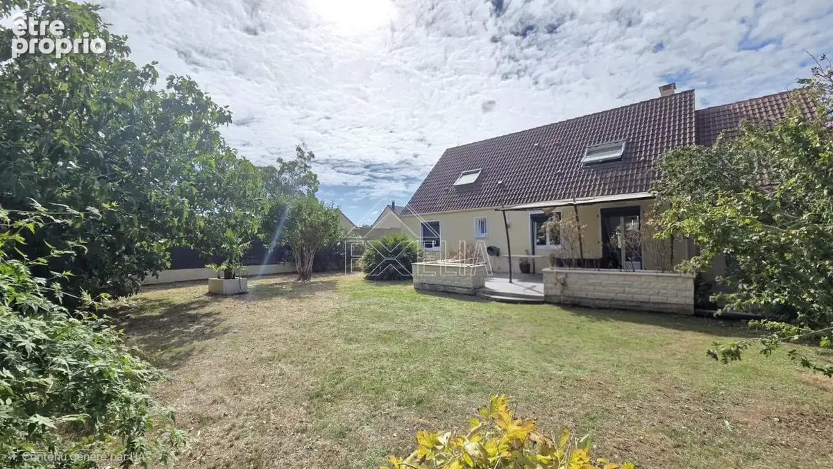 Maison à BUCHELAY