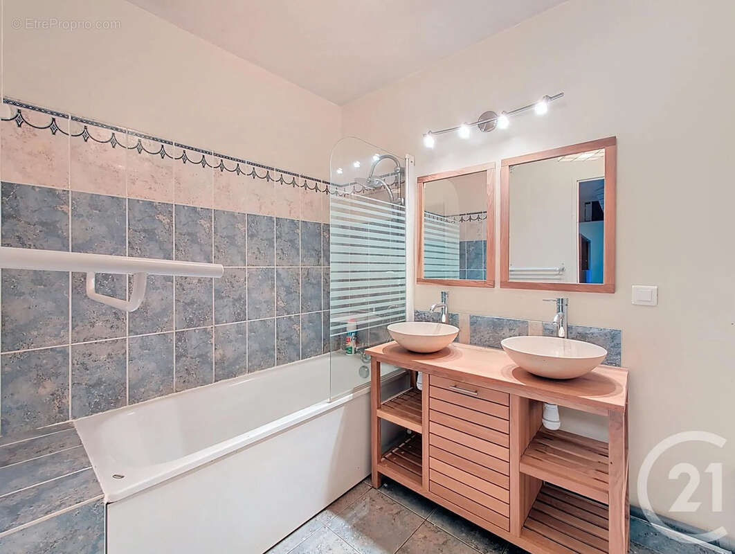 Appartement à CESSON