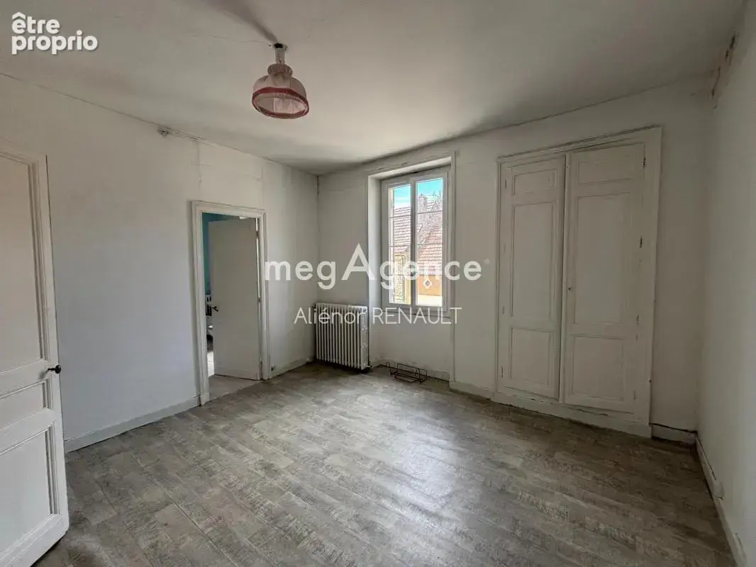 Immeuble de rapport 200m² avec local commercial et appartement – Centre-ville du Bugue - photo 8