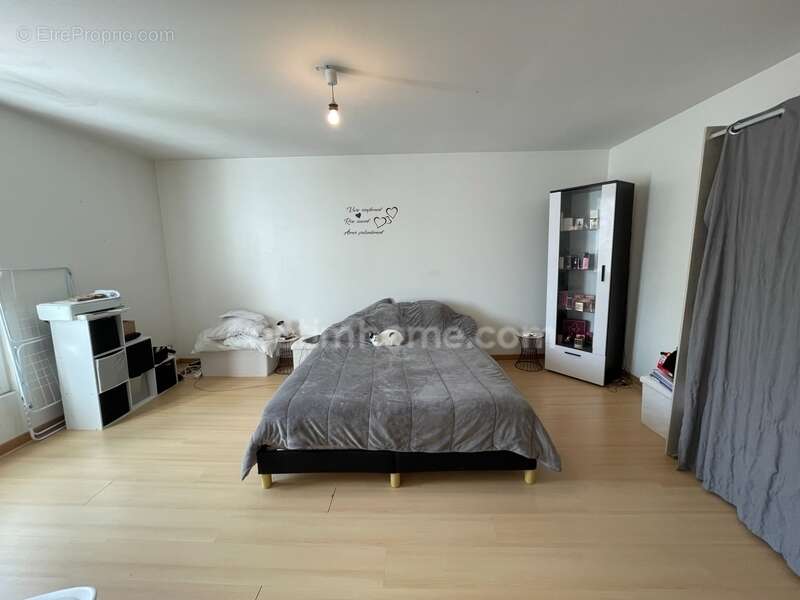 Appartement à SAINT-NICOLAS-DU-PELEM