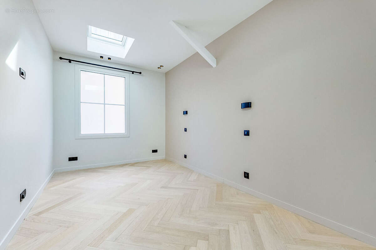 Charenton ecole-  maison avec jardin - photo 9
