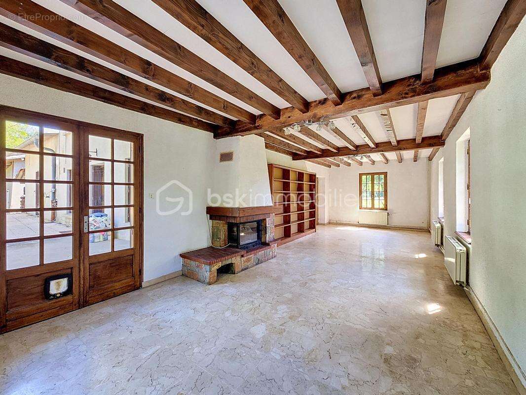 Une maison de campagne nichée dans un parc magnifique - photo 7