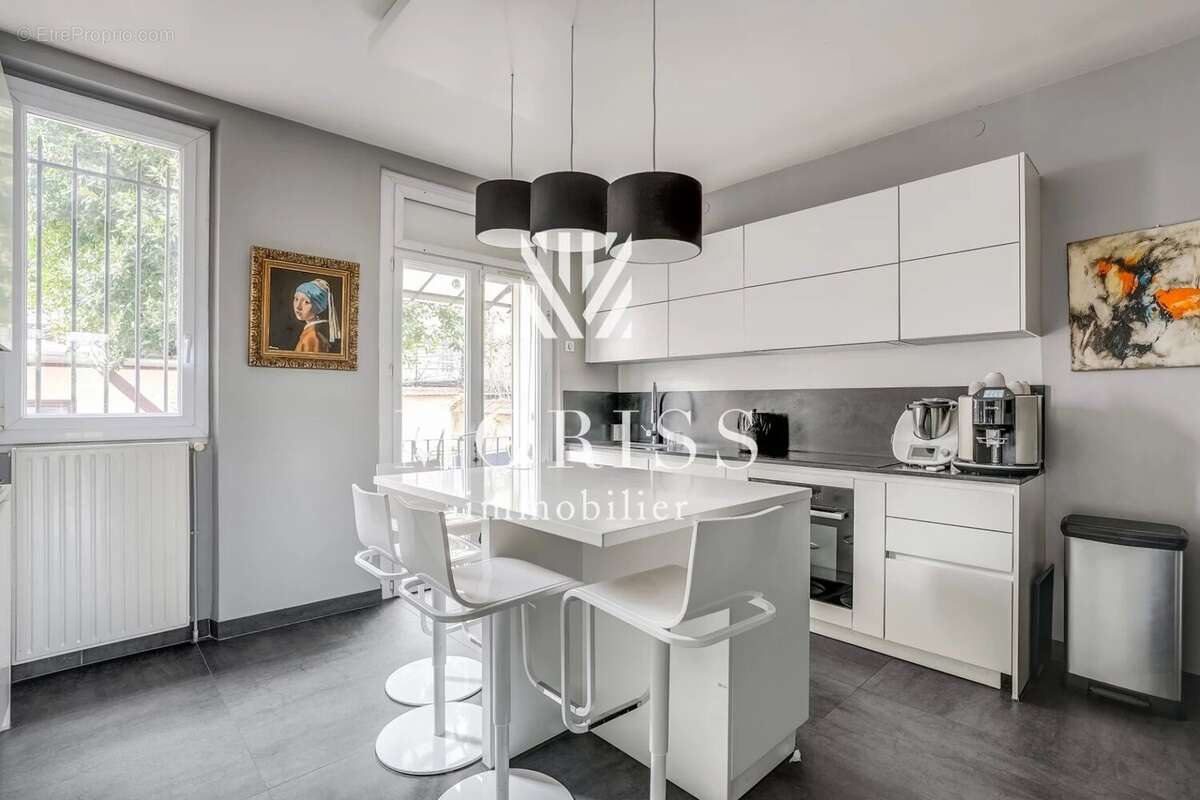 Appartement à FONTENAY-SOUS-BOIS