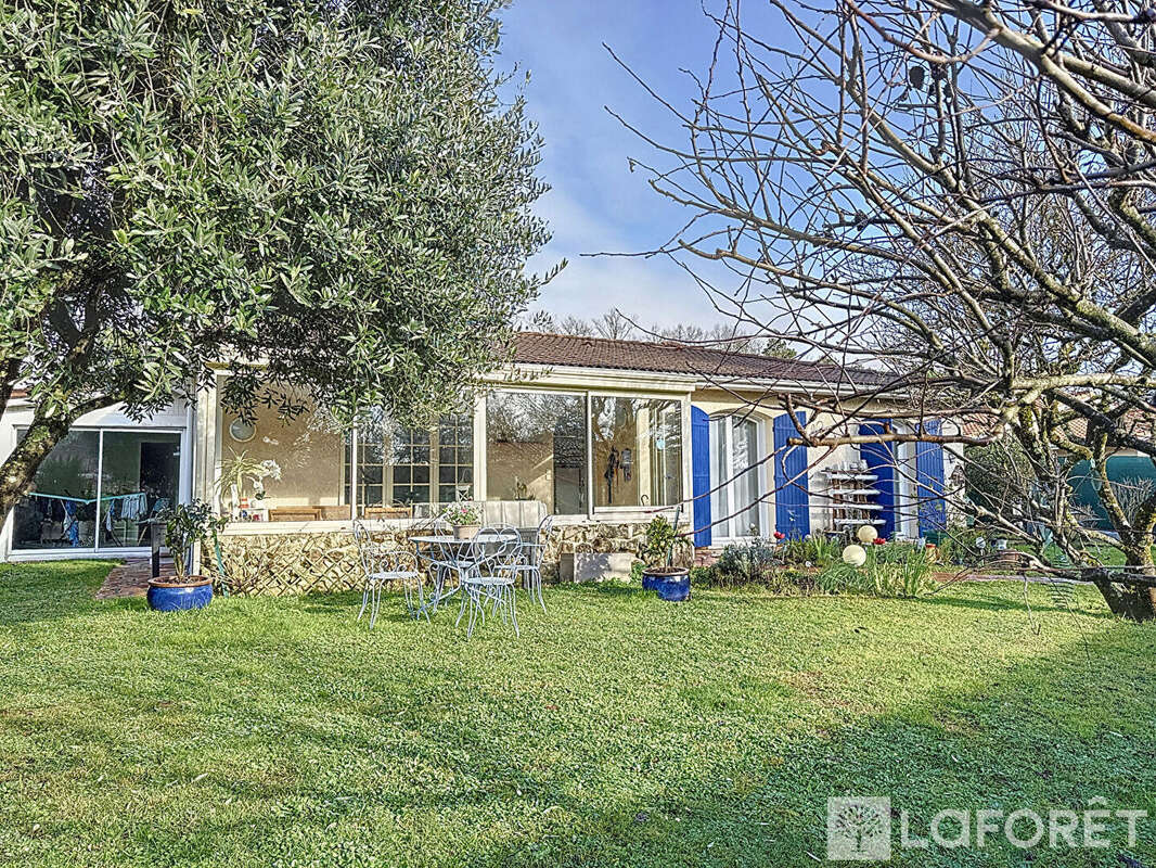 Maison à VILLENAVE-D&#039;ORNON