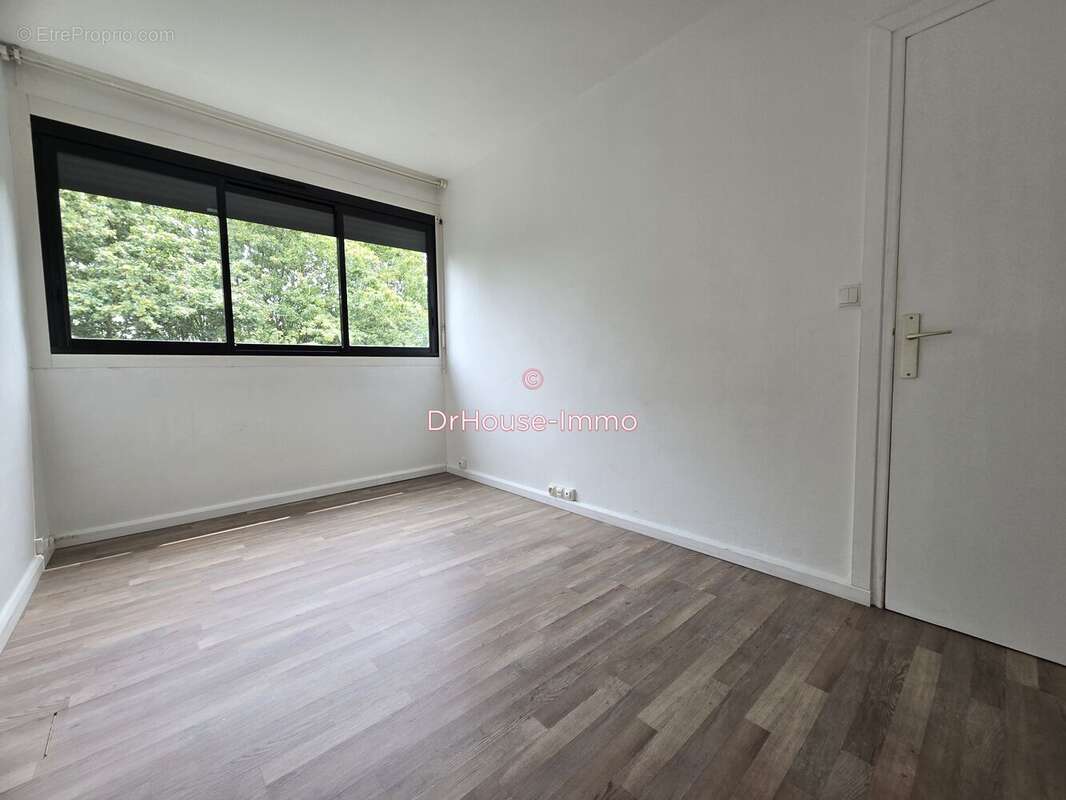 Appartement 43 m² à Franconville  - photo 20