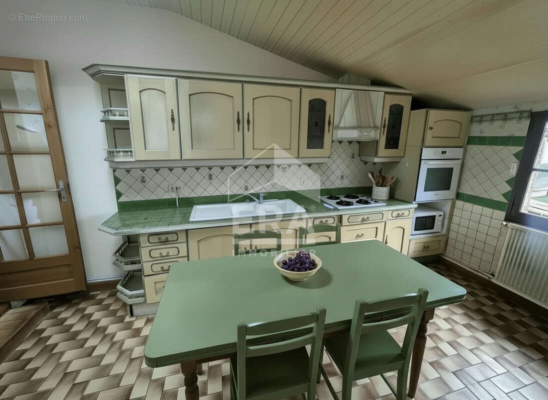 Maison à MONTPON-MENESTEROL