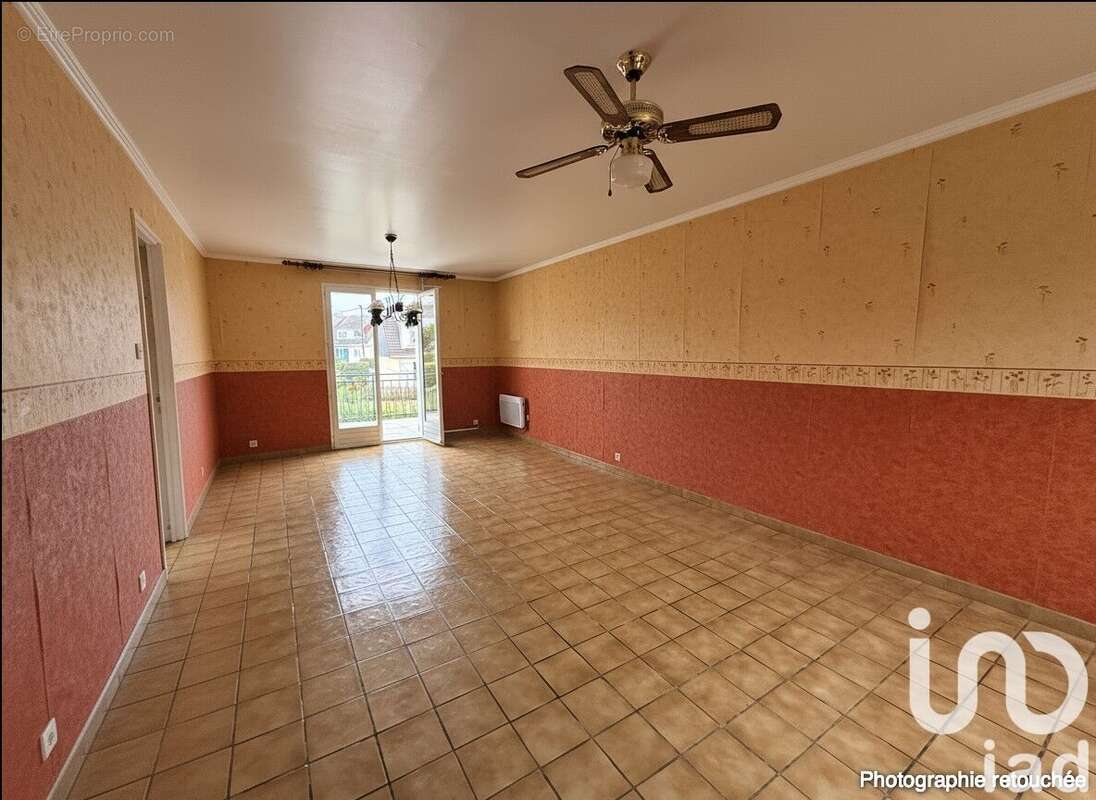 Photo 3 - Maison à CREVECOEUR-LE-GRAND