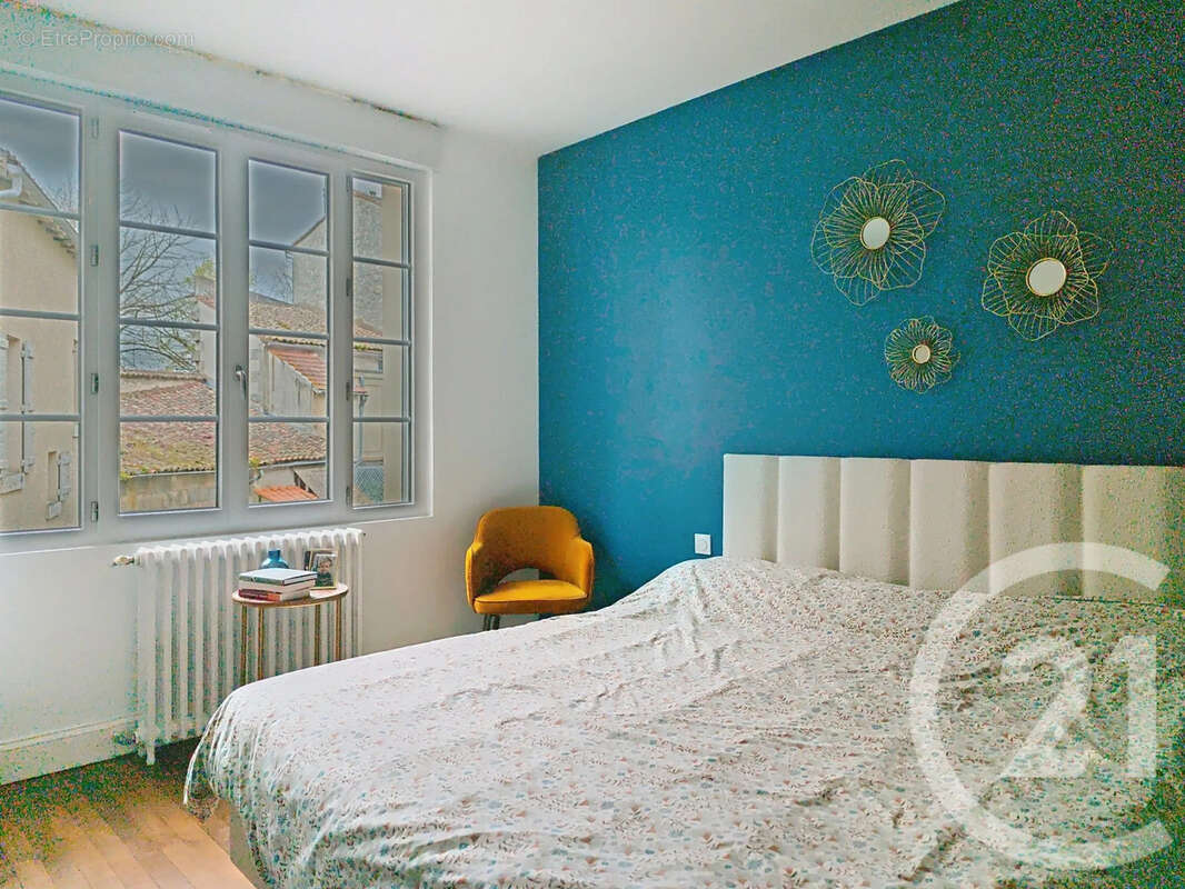 Maison 190 m² à Angouleme  - photo 9