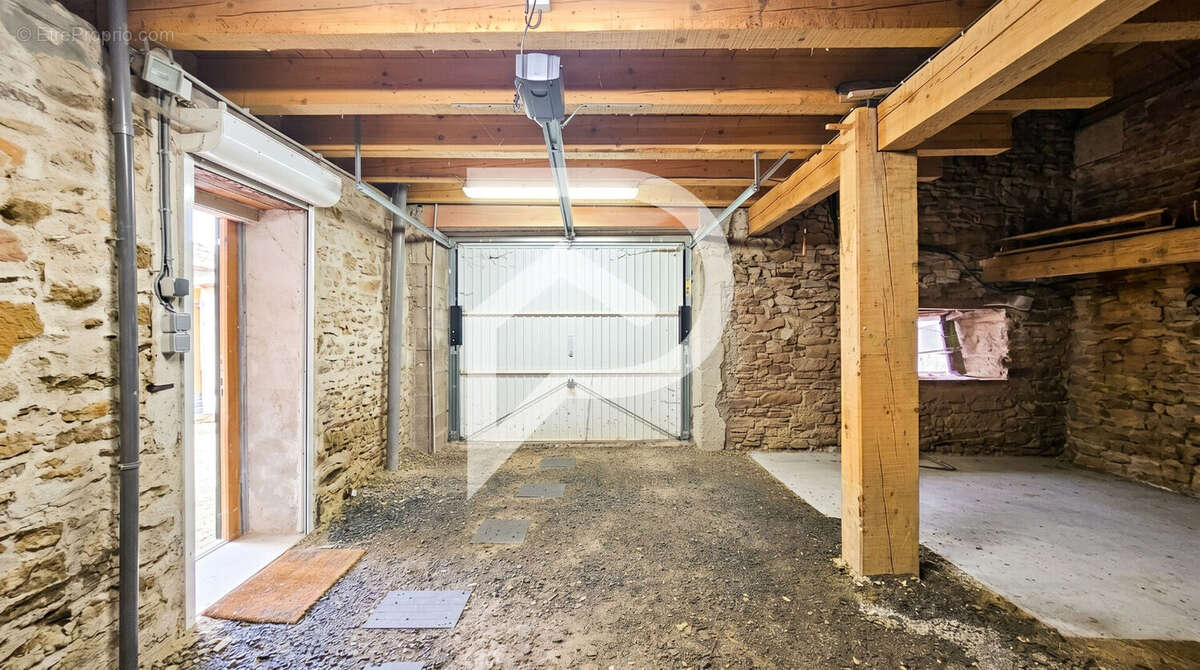 Maison 5 pièces 130 m2 à Montredon-Labessonnie - photo 11